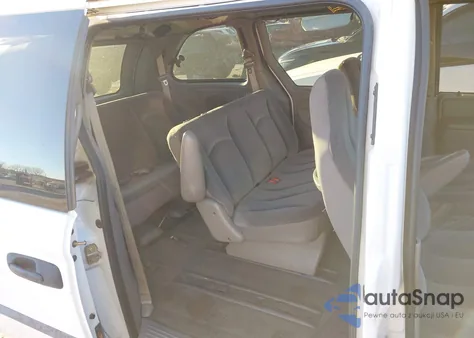 2002 Chrysler Voyager from USA, damaged, VIN 1C4GJ25382B711947